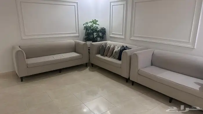 كنب وطاولات للبيع 1
