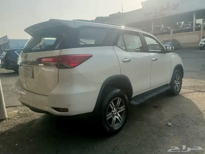 جيب فورشنر مديل 2020 عداد 160 دبل 4سلندر 6