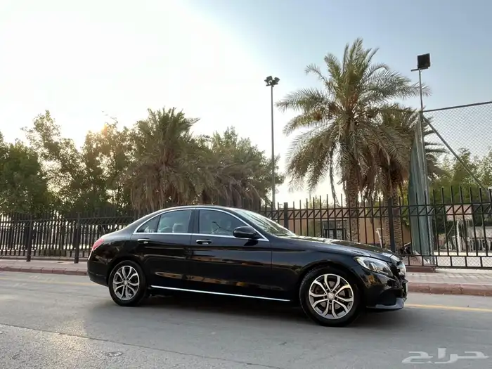 مرسيدس C220 ديزل 2016 ( ممشى قليل ) 32