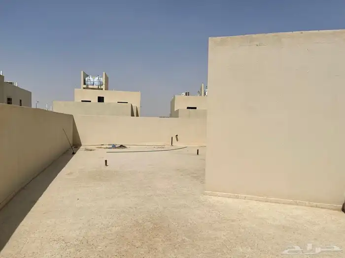 شقه للبيع دور ثاني - بحي بدر الرياض 1