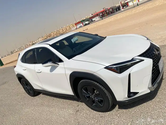 للبيع لكزس UX 2023 2