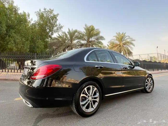 مرسيدس C220 ديزل 2016 ( ممشى قليل ) 30