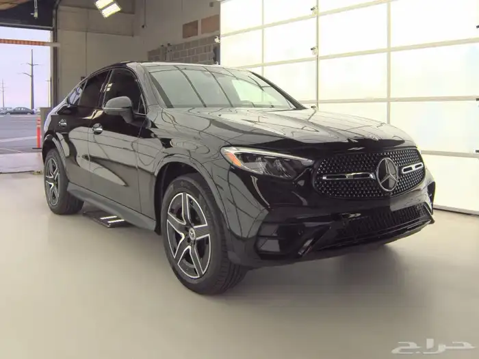 مرسيدس GLC300 كوب 2024 ماشي قليل جدا 5