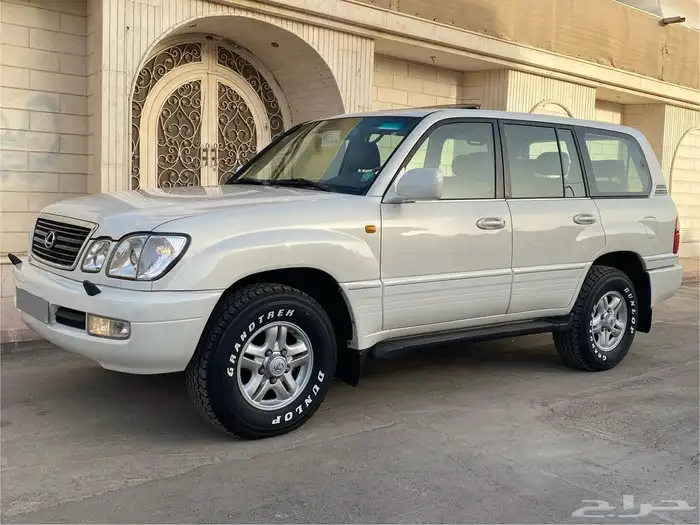 جيب لكزس LX470 نظيف 8