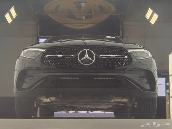 مرسيدس GLC300 كوب 2024 ماشي قليل جدا 7