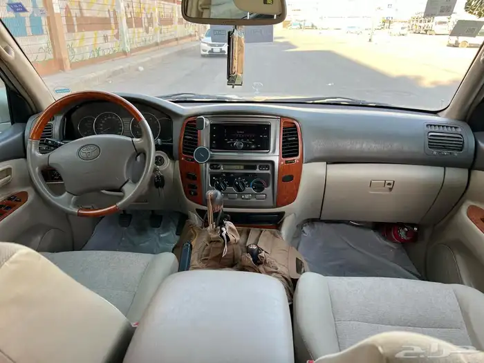لاندكروزر GX 2006 قير عادي 5