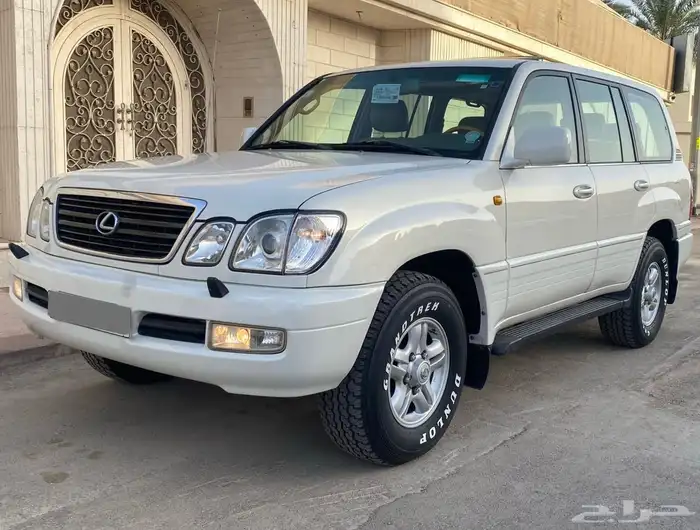 جيب لكزس LX470 نظيف 9