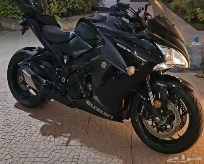 دباب سوزوكي GSX1000F 1