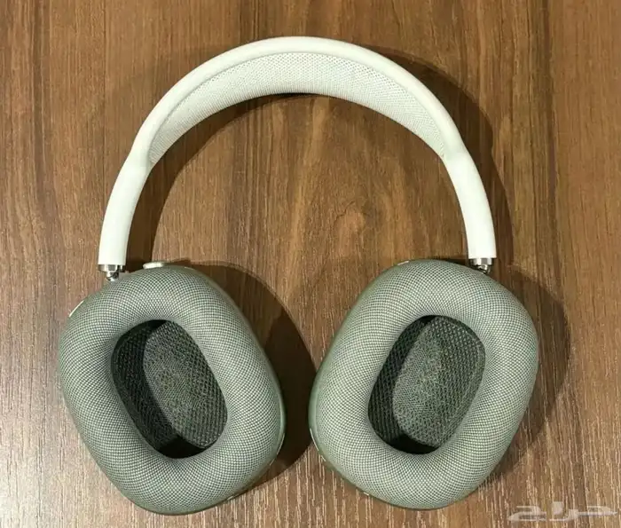 سماعة ابل ايربودز ماكس لون ذهبي 1