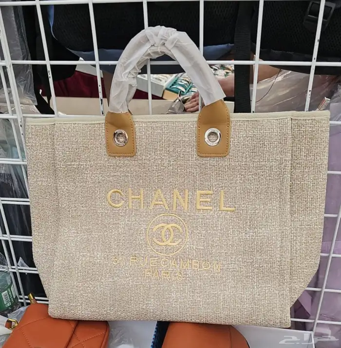 شنط وشوزات بأسعار مناسبة ومتوفر تمارا 0