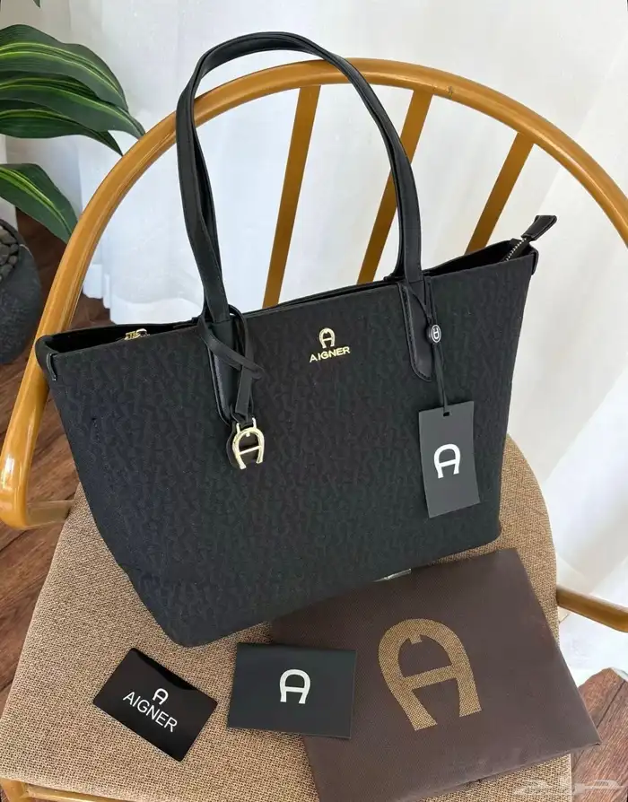 شنط وشوزات بأسعار مناسبة ومتوفر تمارا 97