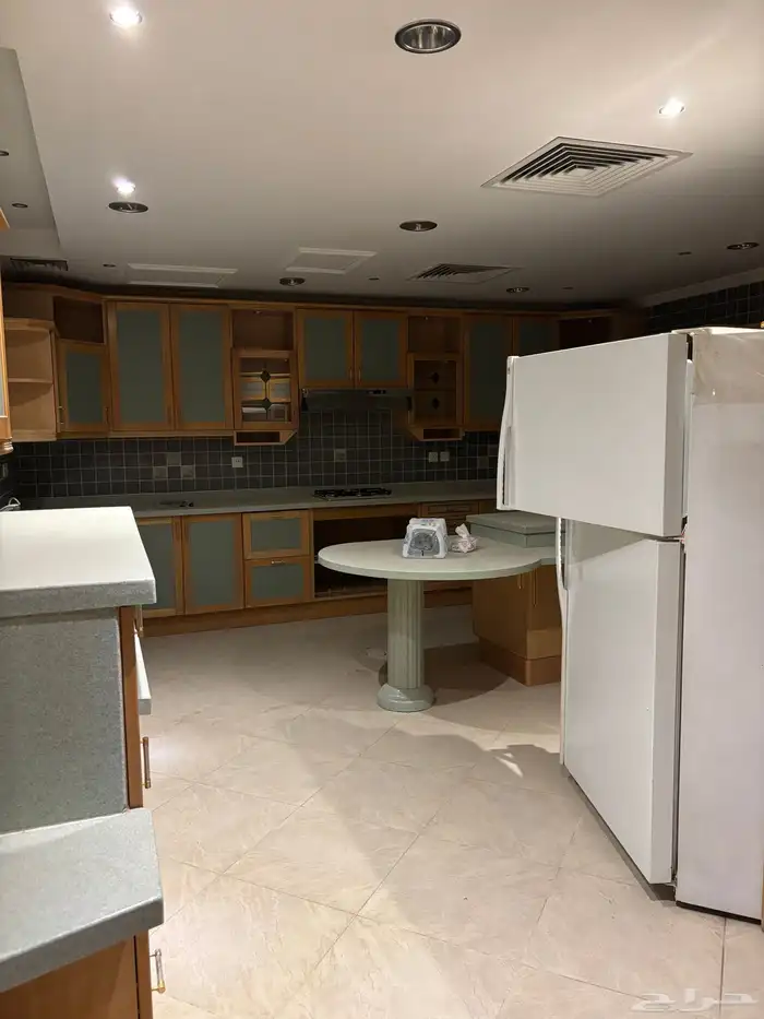 فيلا للايجار او للبيع بحي الملك عبدالله 625م  Villa for rent 8