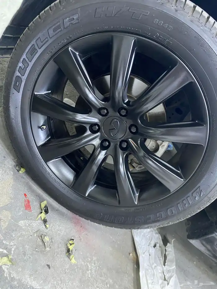 رش جنوط لمعه ومطفي ويوجد جميع الألوان ورش كليبرات 17