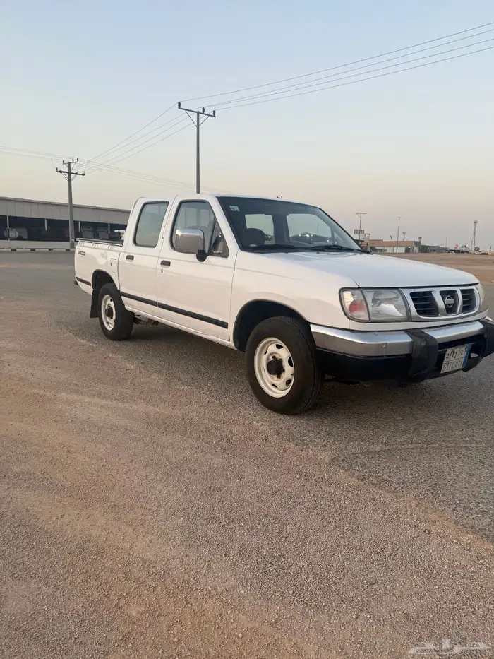 للبيع داتسوان 2001 8