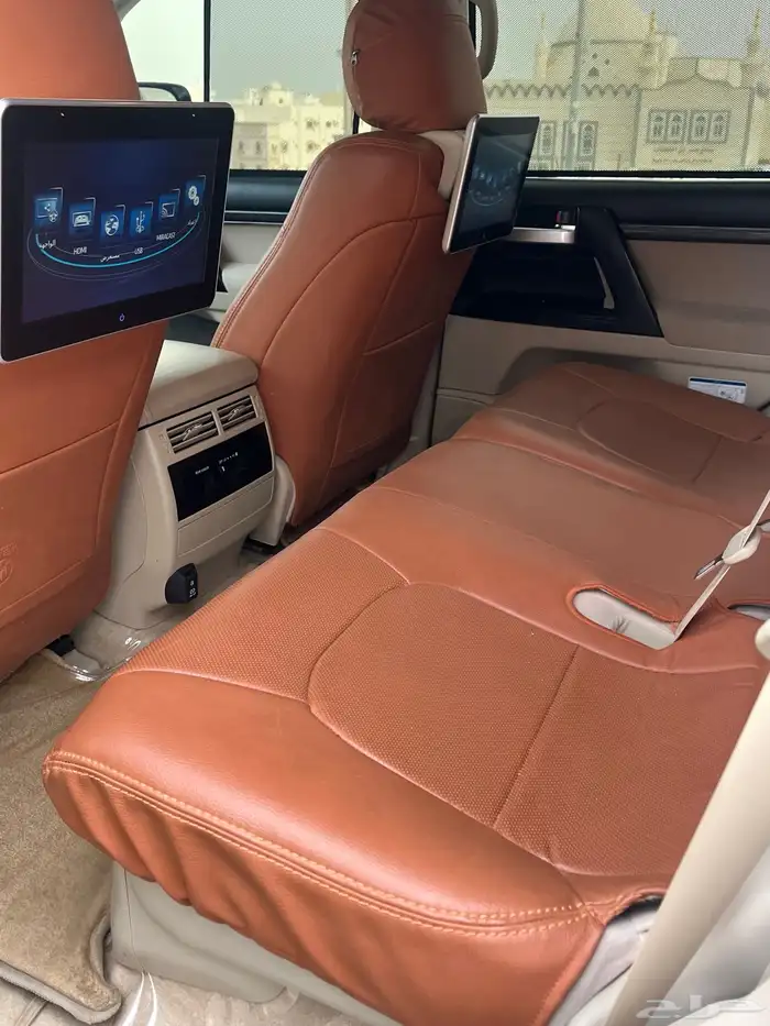 لاندكروزر V8 2020 GXR 12
