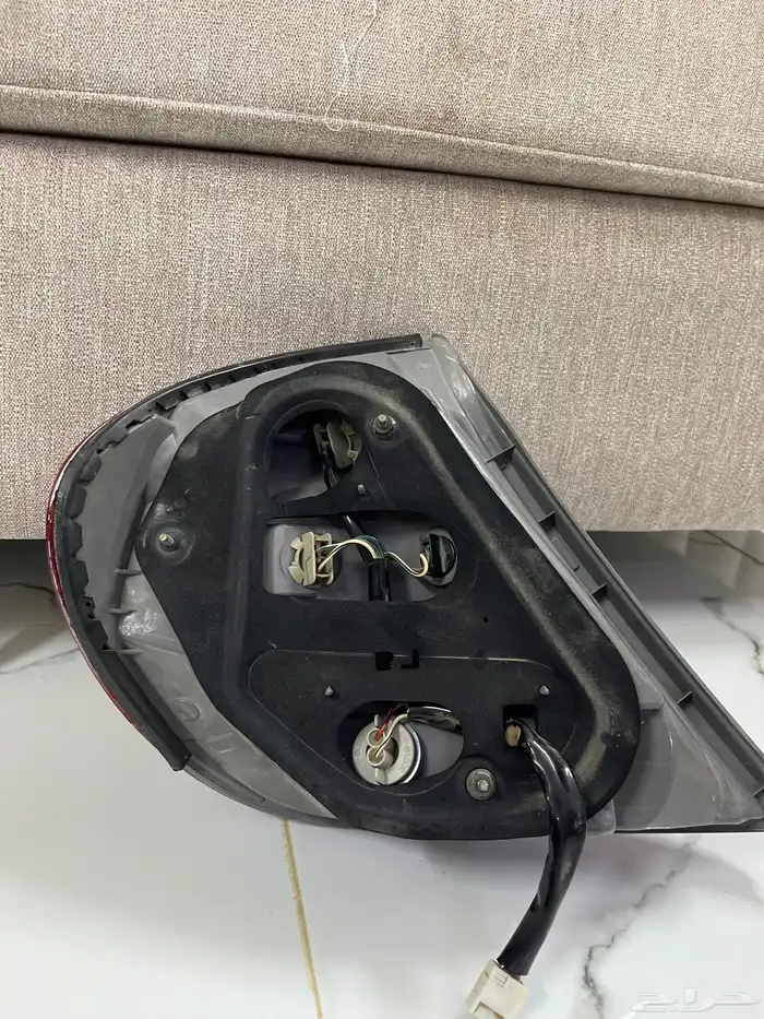 للبيع اسطب خلفي كامري 5 6 وكاله 2