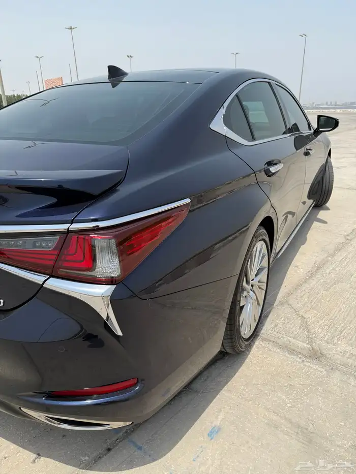 لكزس ES350 موديل 2021 فل اعلا فئه DD 15