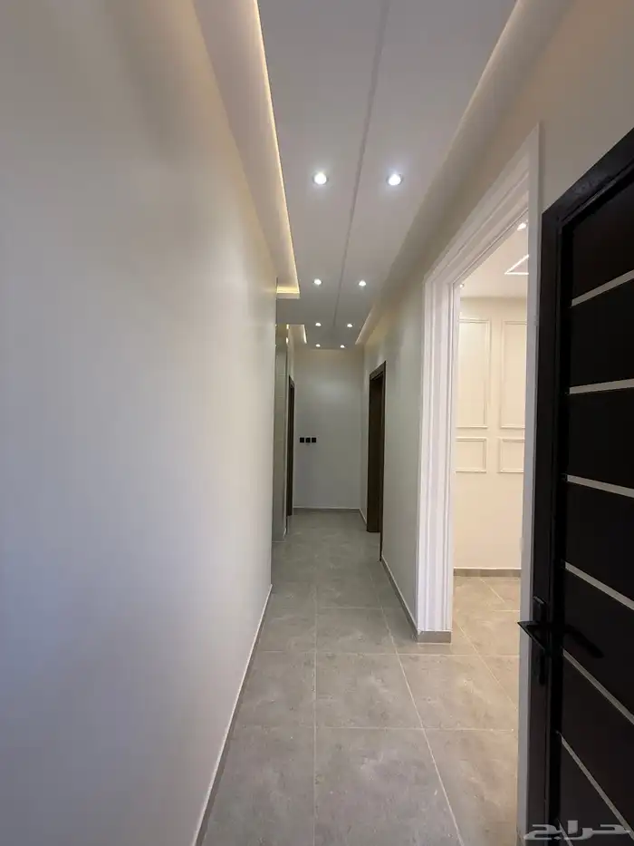 للبيع شقق ارضيه وعلويه تشطيب ممتاز بحي الضيافه 6