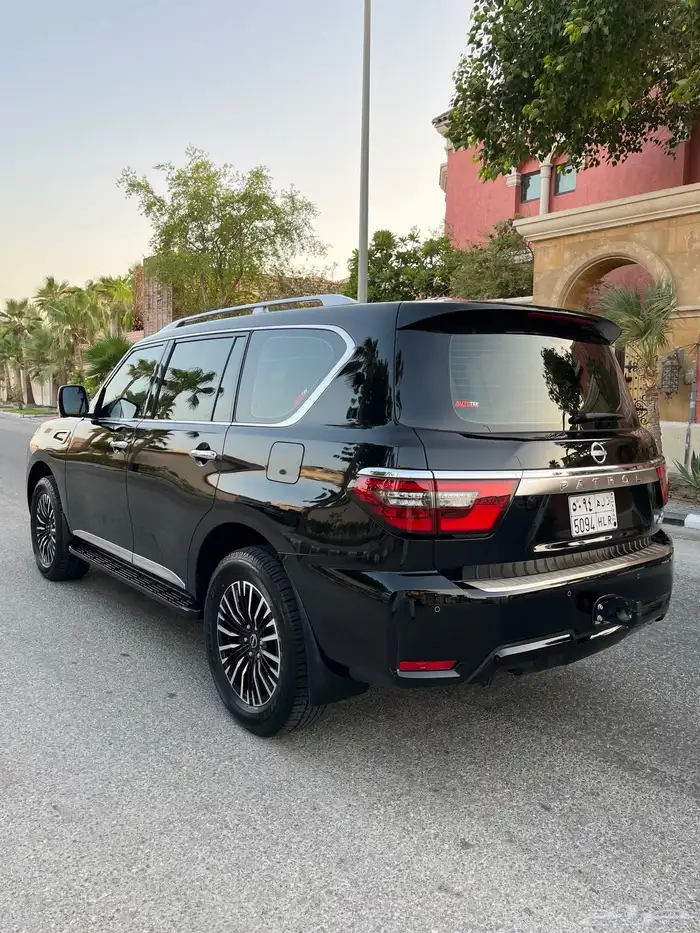 للبيع نيسان باترول بلاتينيوم 2024 V6 1