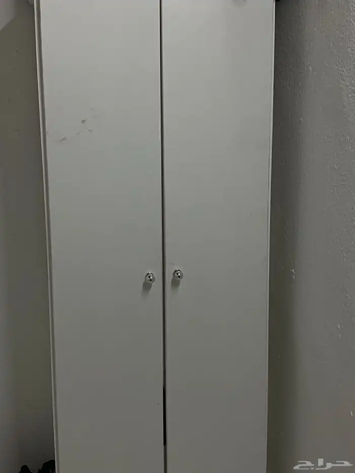 للبيع غرفة نوم كامله مع تلفاز 2