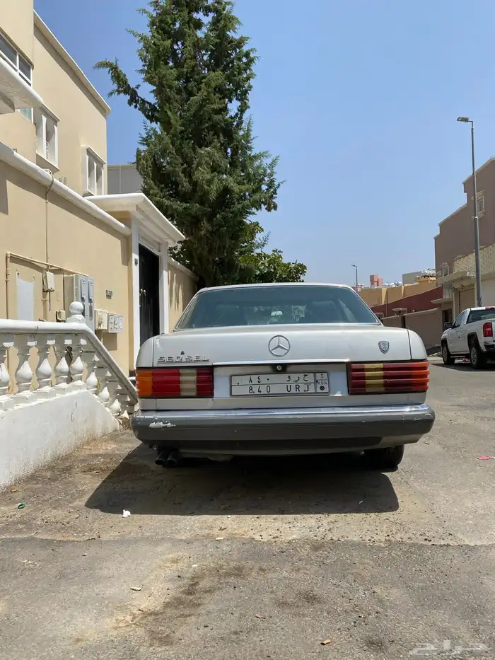 مرسيدس 560 1