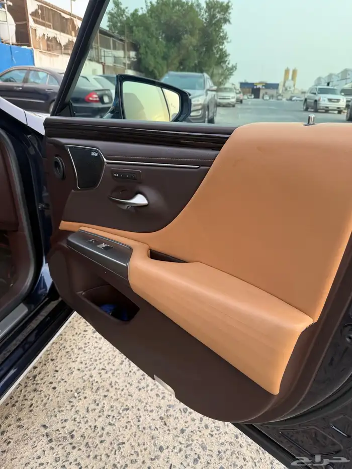 لكزس ES350 موديل 2021 فل اعلا فئه DD 27