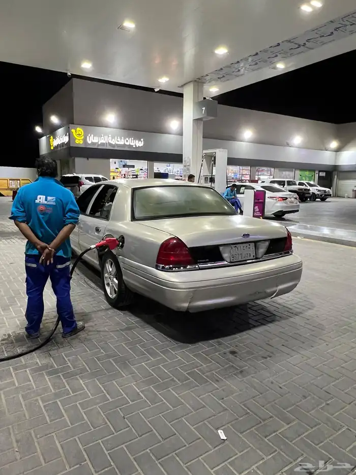 فورد فكتوريا 2006 5