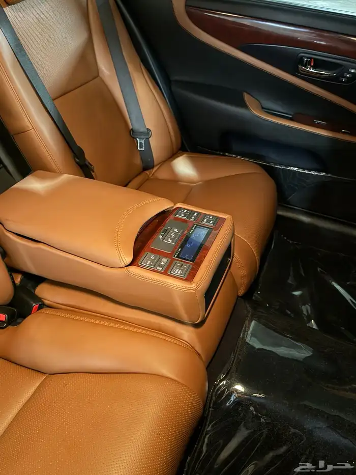 لكزس LS460 L 2012 ( سعودي ) 17