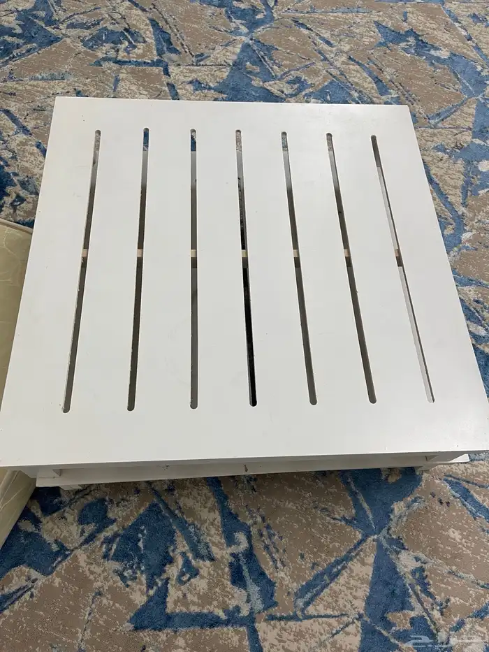 طاولة للبيع 0