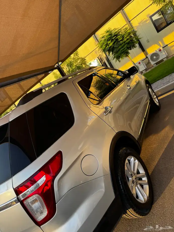 Ford explorer 2013 model 2