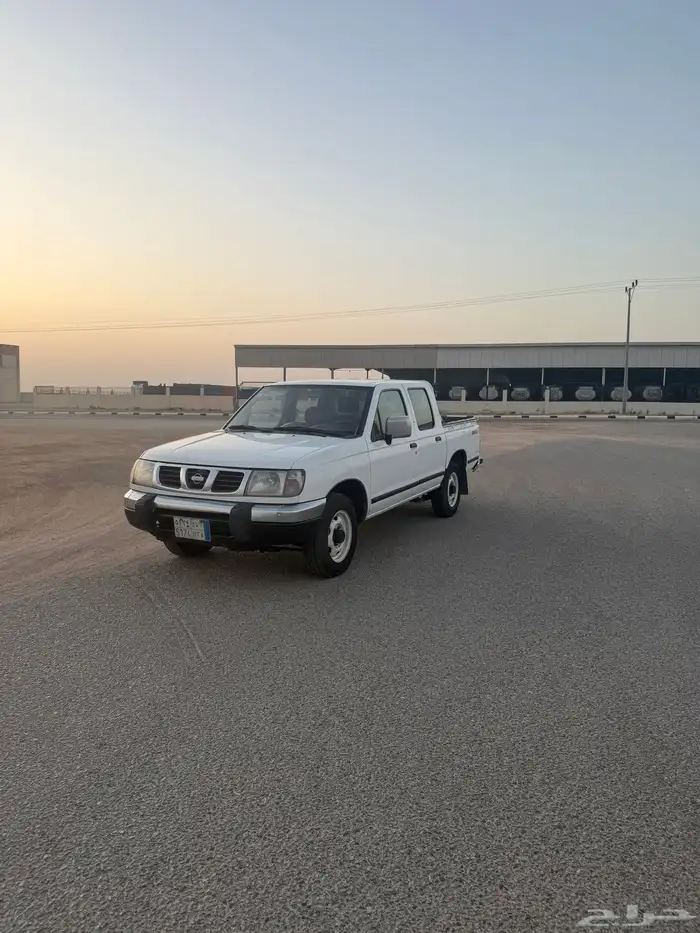للبيع داتسوان 2001 10