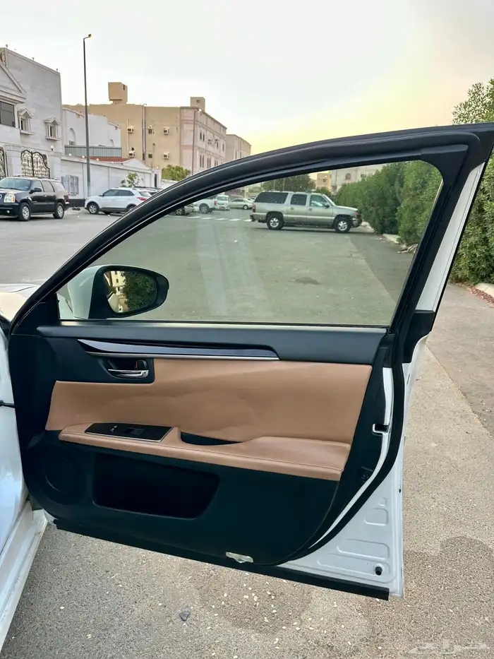 لكزس es 350 ca2016 خليجي 15