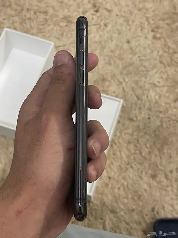ايفون xs نضيف مره للبيع 3