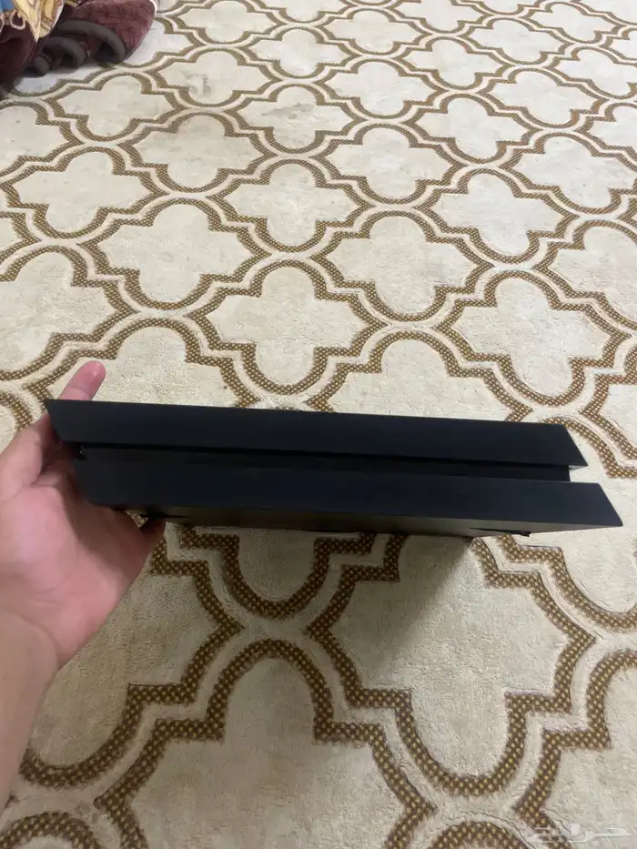 سوني فور للبيع 3