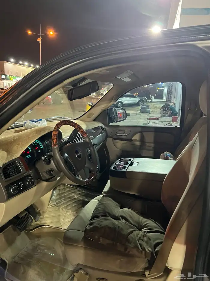 يوكن بني 2012 دبل ماشي 323000 3