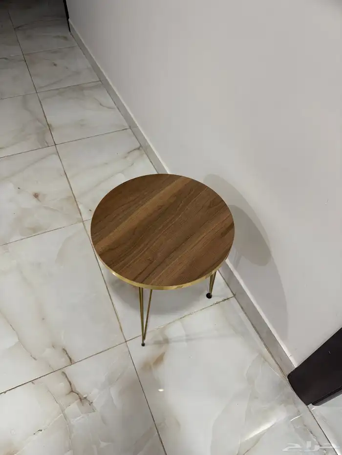 طاولة مدخل وطاولة تلفزيون 3