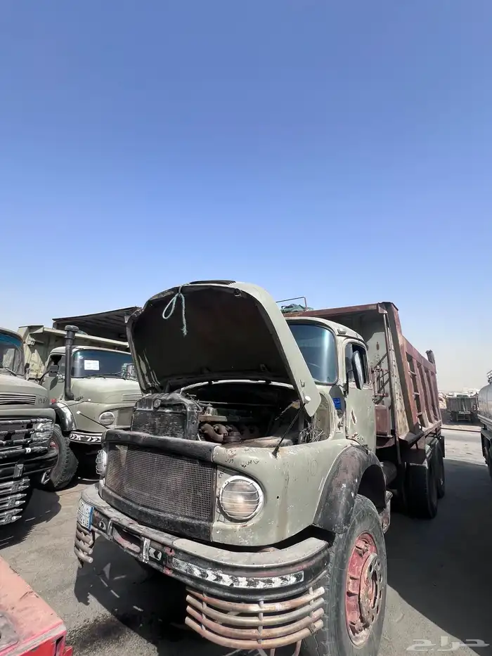 حراج معرض رائد للسيارات والشاحنات 13