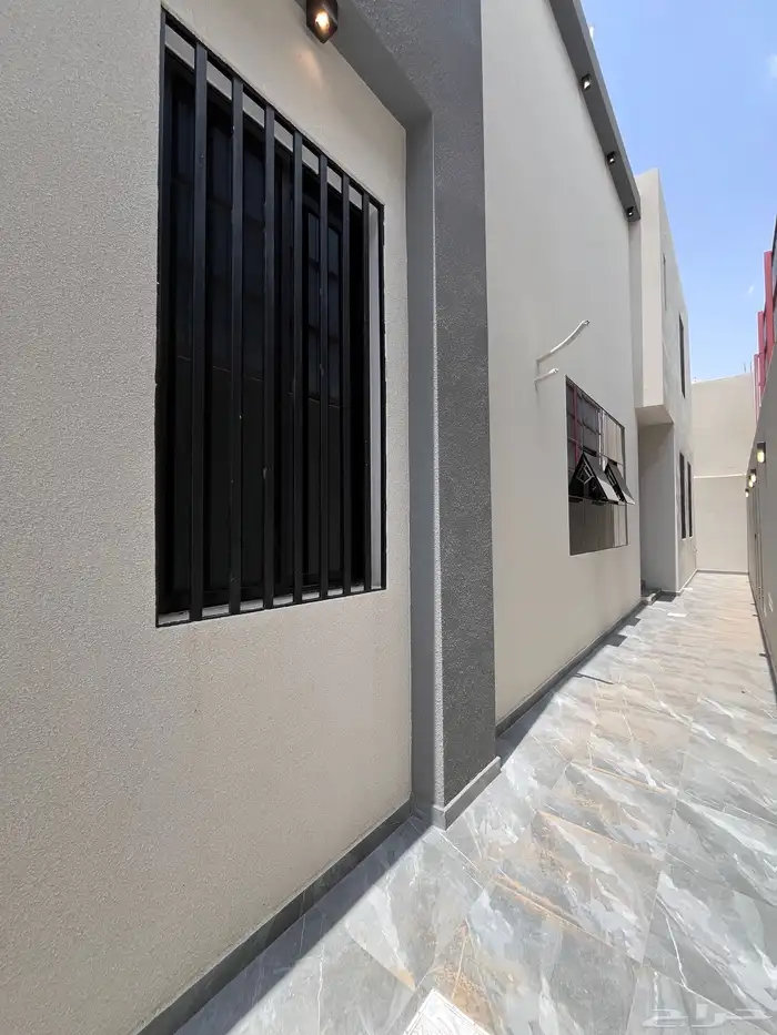 فلل للبيع فى احد رفيده موقع مميز تشطيب vip بسعر 800 الف 19