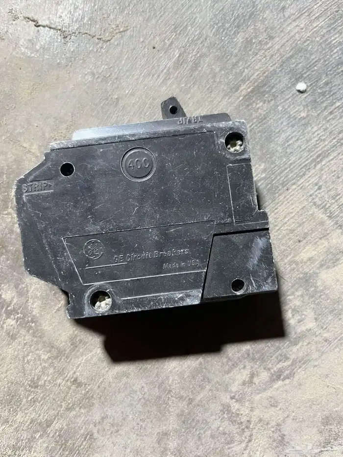 ثريات ذهبيه جدد 0