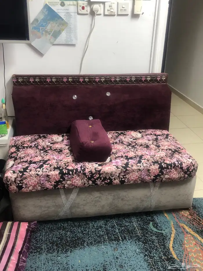 مجموعة عفش وَ أغراض للبيع 2