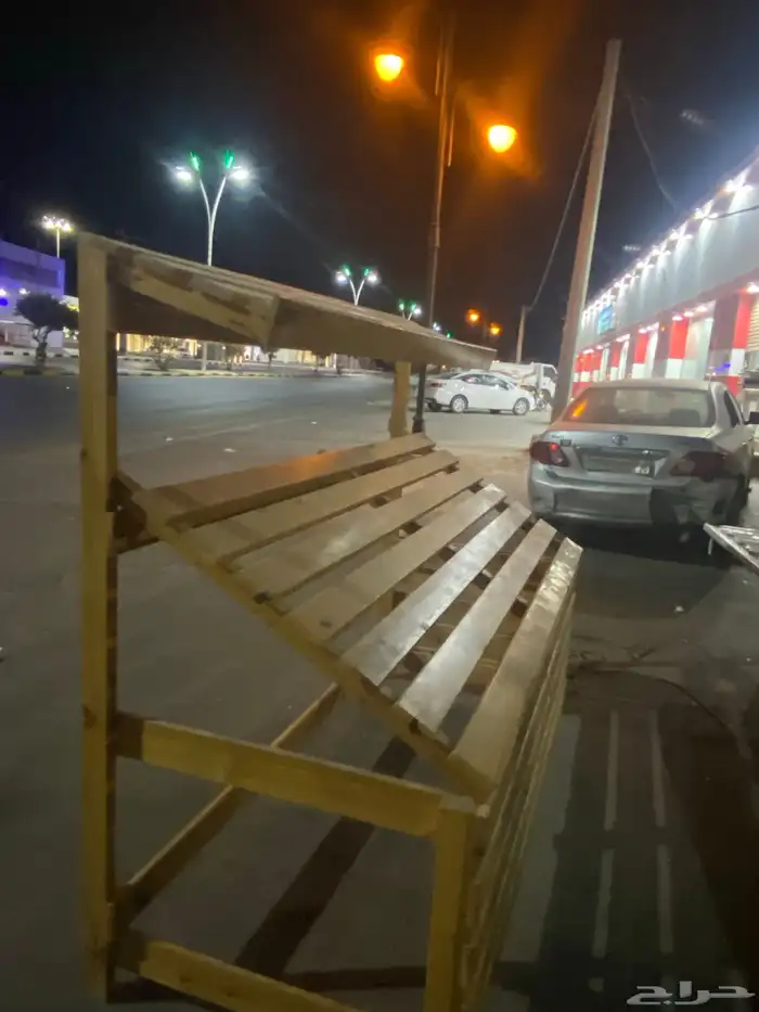 طاولات خشب 1