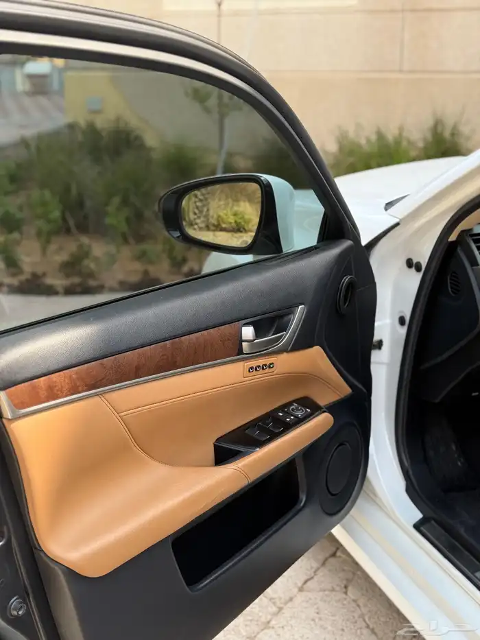 لكزس GS450H هجين 2015 سعودي 10