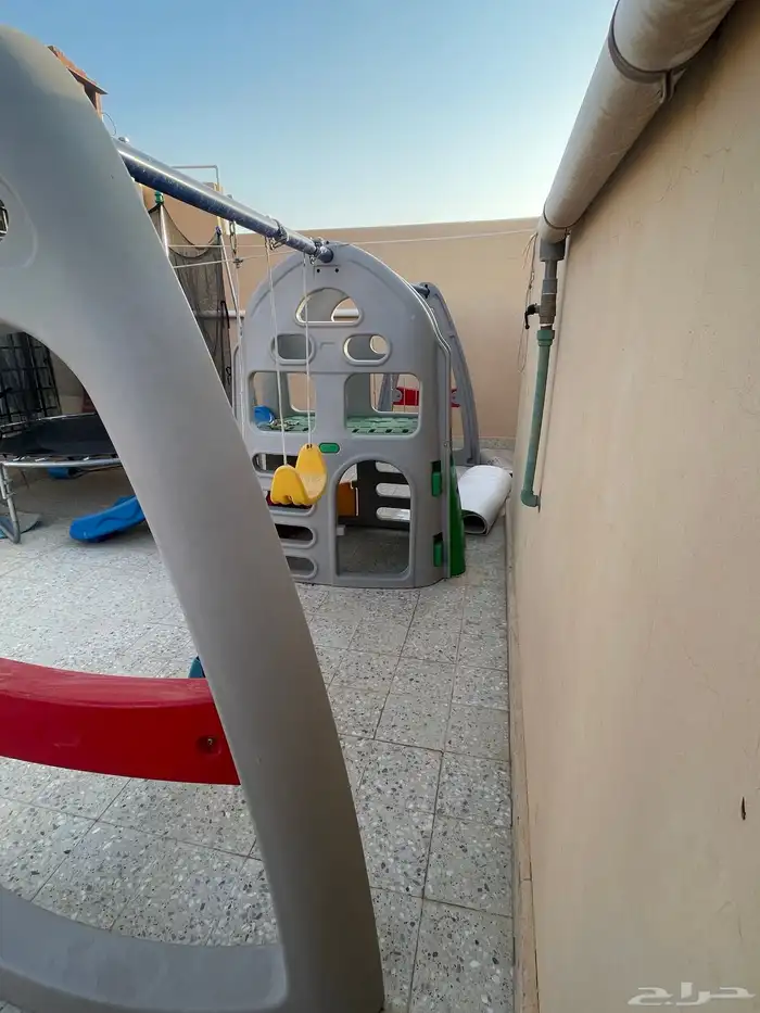 ألعاب أطفال مسبح ومرجيحة ونطيطة 0