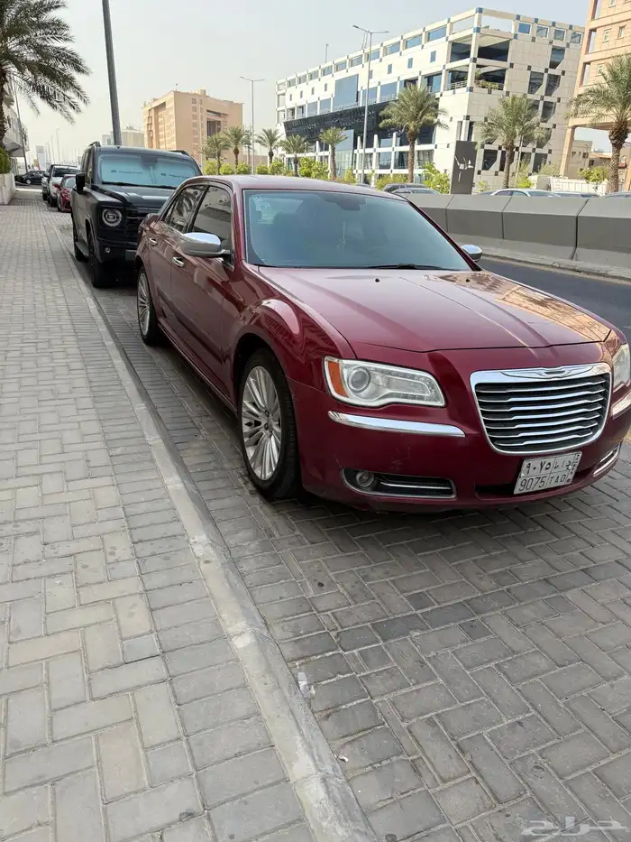 كرايزلر c300 2011 تم البيع 0