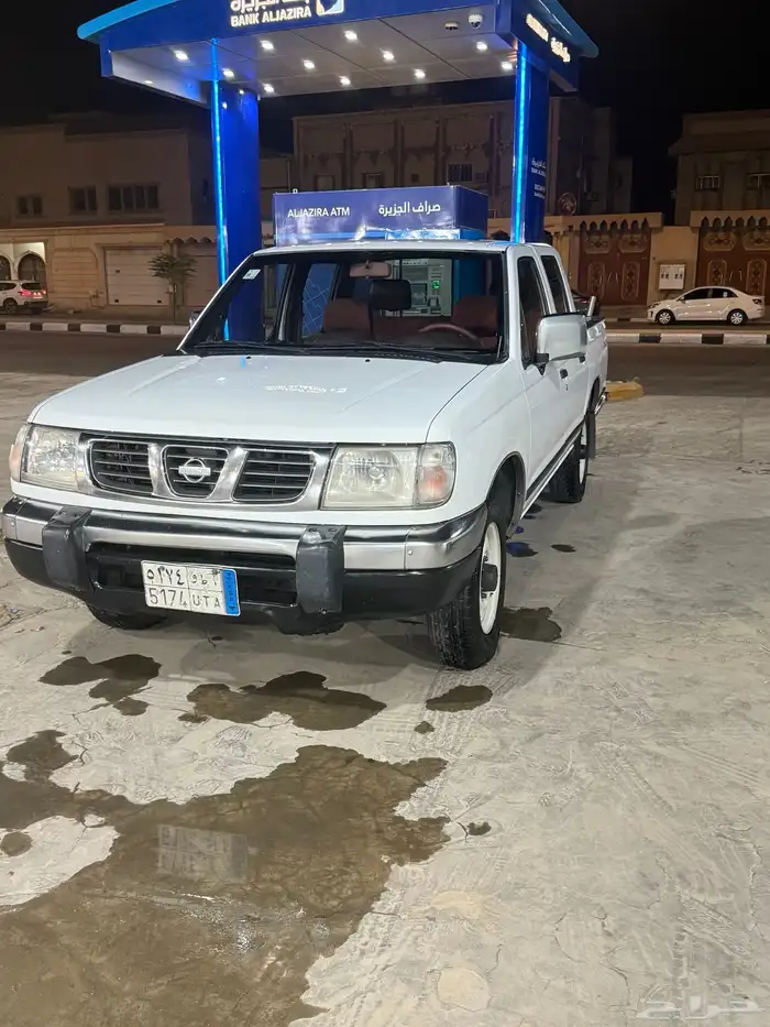 للبيع داتسوان 2001 2