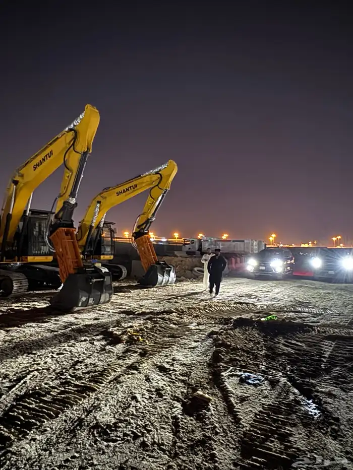 بوكلينات وشياول للايجار 1