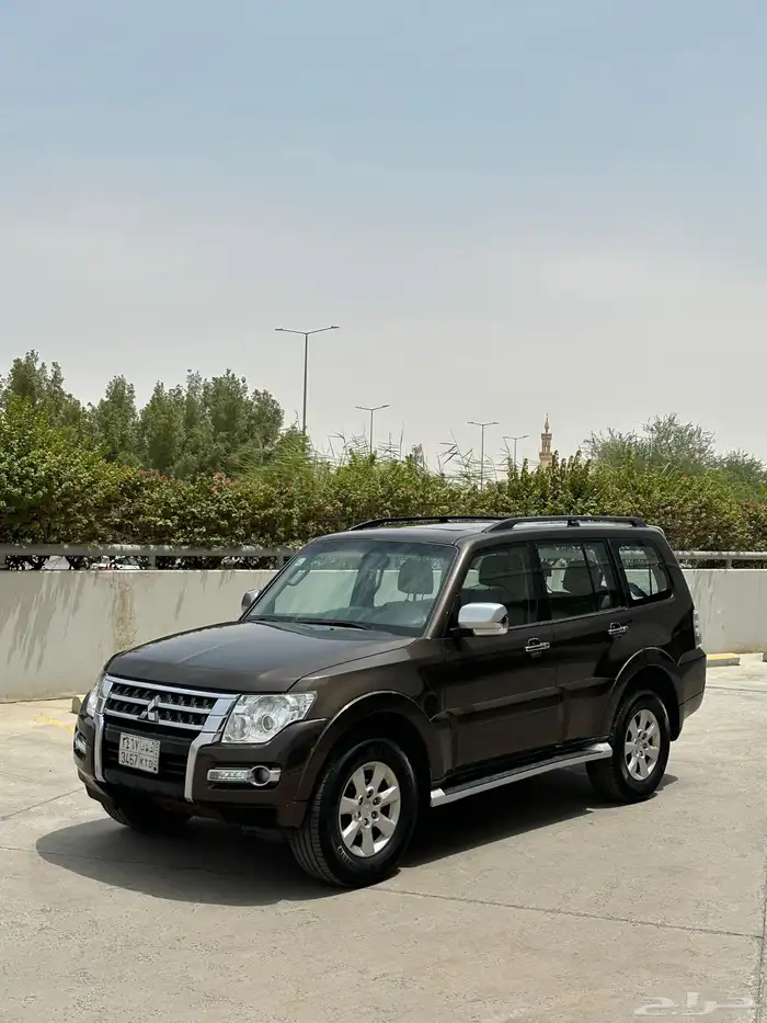 mitsubishi pajero 2018 full option 5