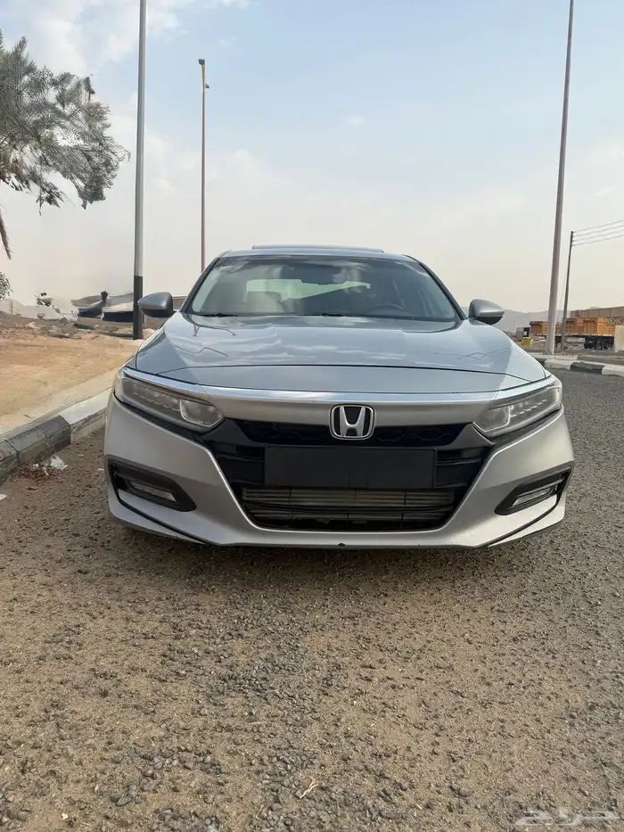 اكورد 2019 لون فضي 4