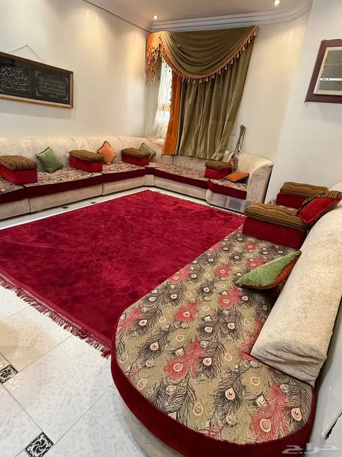 كنب مجلس كبير ب 600 ونظيييف 2