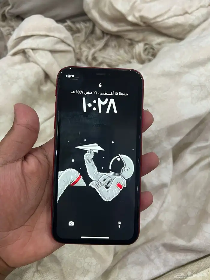 ايفون 11 احمر نظيف 6